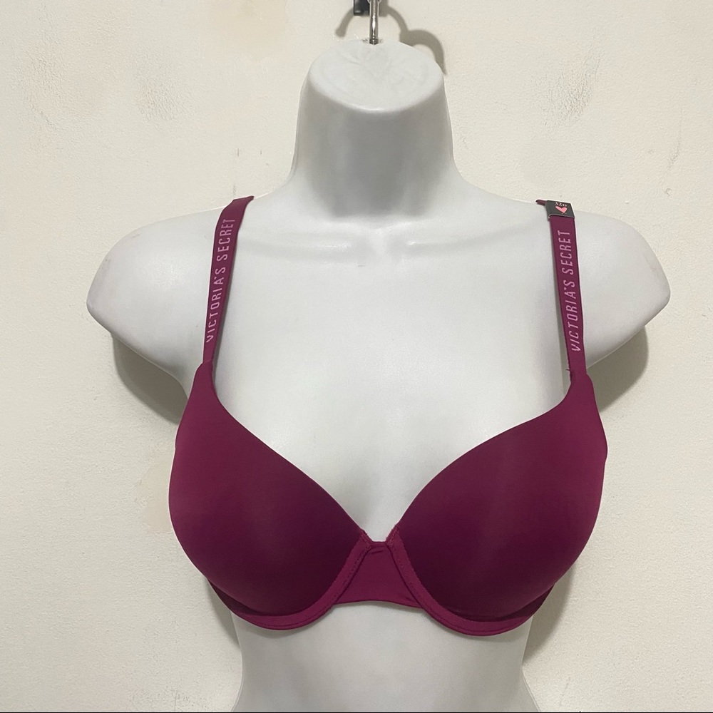 Brand New Victoria Secret TShirt Full Coverage Push Up Logo Strap Bra Size 32D